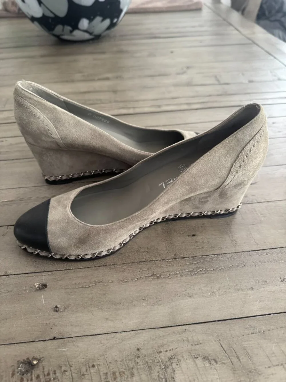 CHANEL Suede Cap Toe Chain Link Wedge Heel Pumps Grey Black 38.5